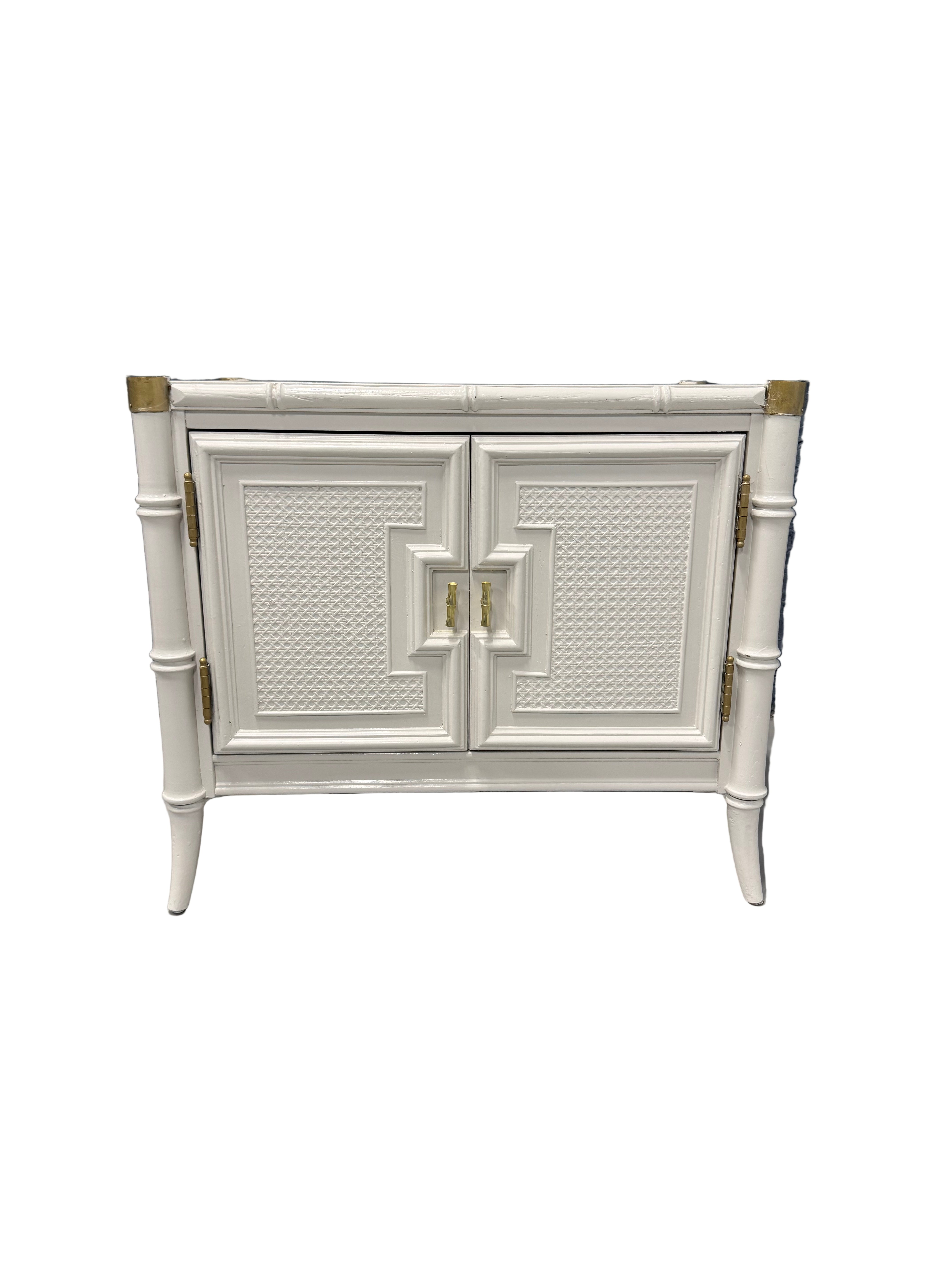SOLD!! Vintage Pagoda-Style Faux Bamboo Side Table/Nightstand