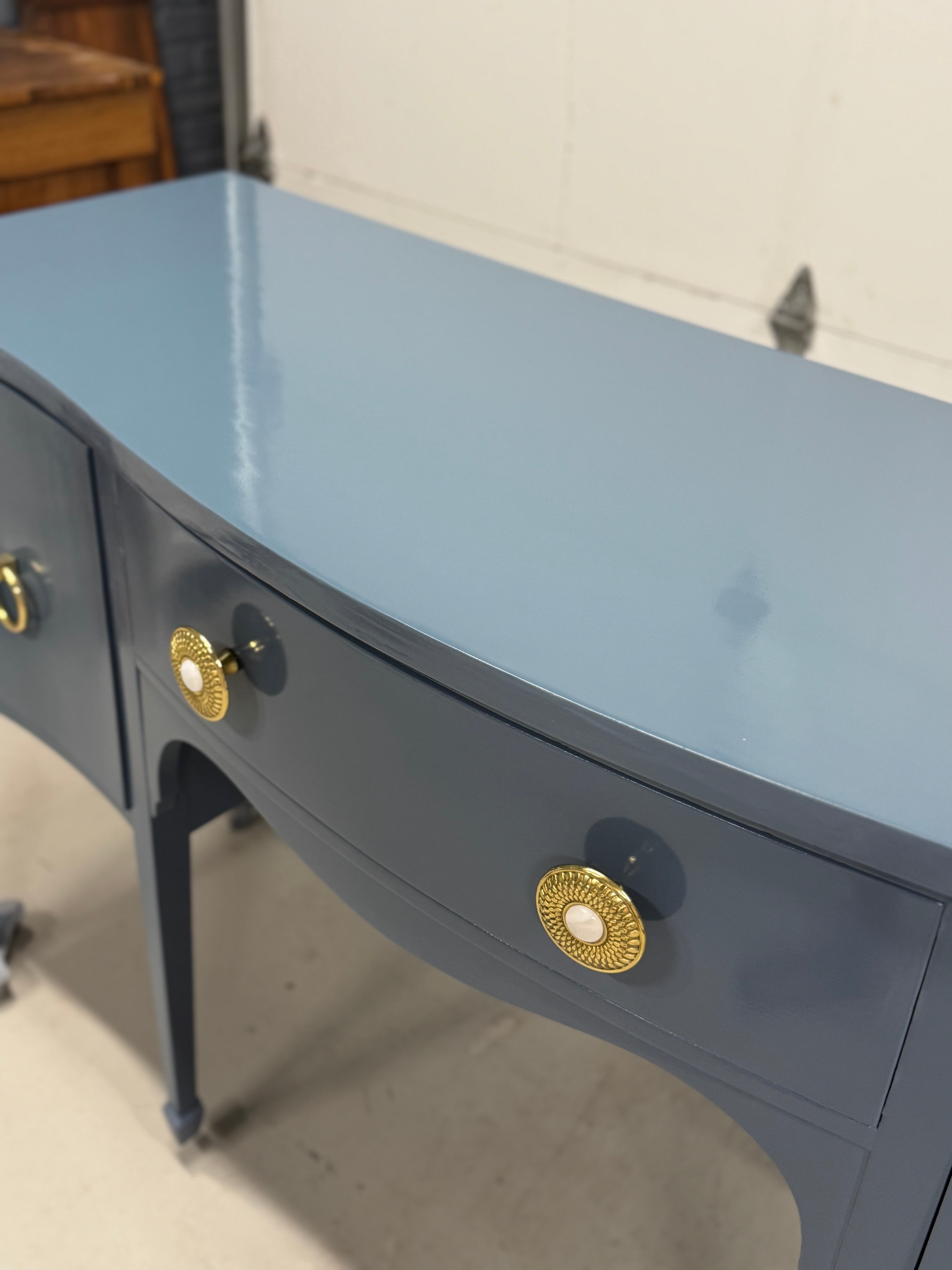 Vintage 1960s Federal-Style Buffet/ Server/Credenza
